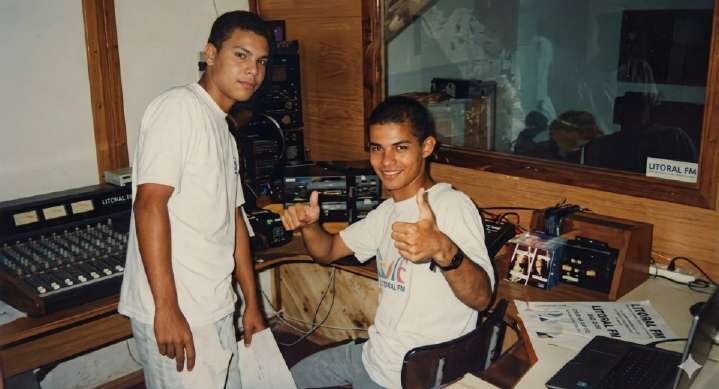 Estúdio da Rádio Litoral FM, 1998